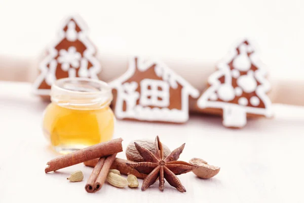 Honing gingerbreads — Stockfoto