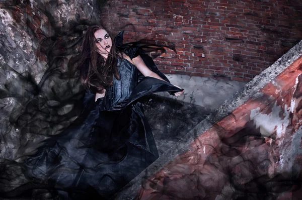 Retrato de una bruja joven . — Foto de Stock