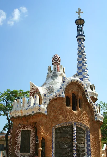 Barcelona, Spanje-21 juli: het beroemde Park Guell op 21 juli 2011 — Stockfoto