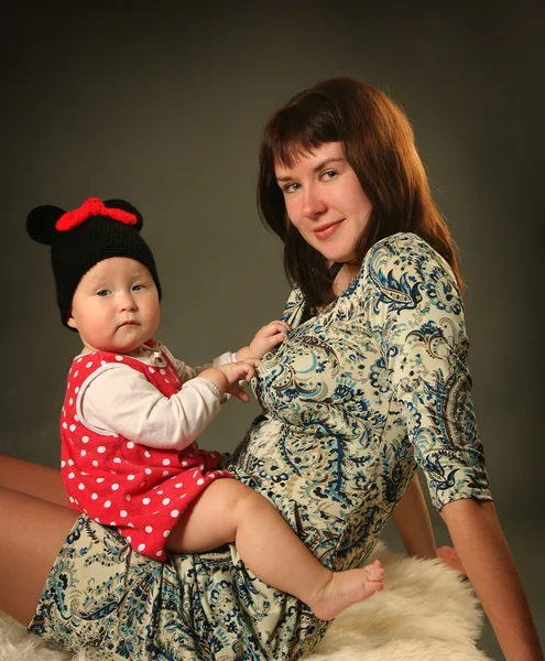 Atraktivní matka — Stock fotografie