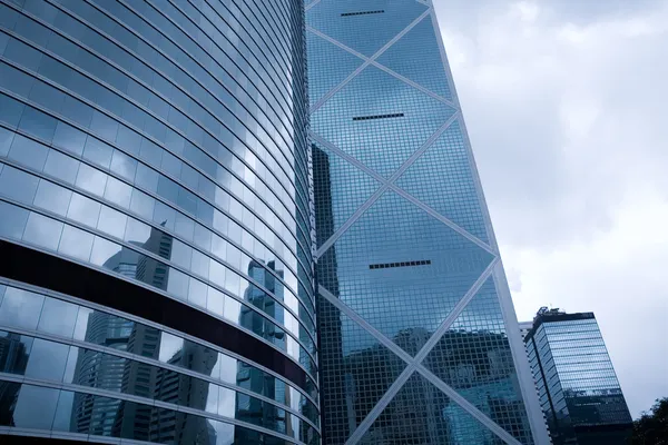 Bürogebäude in der Innenstadt von Hongkong. — Stockfoto