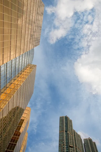 Wolkenkrabbers van de moderne stad — Stockfoto