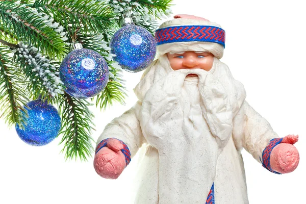 Nowy rok kulki na pokryte śniegiem oddziału i Santa Claus — Zdjęcie stockowe