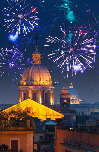 Celebratory fireworks over Rome. Italy. — Stock Photo, Image