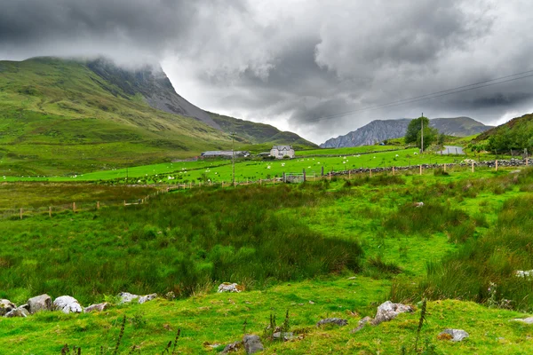 Bellissimo paesaggio a Snowdonia, Galles — Foto Stock