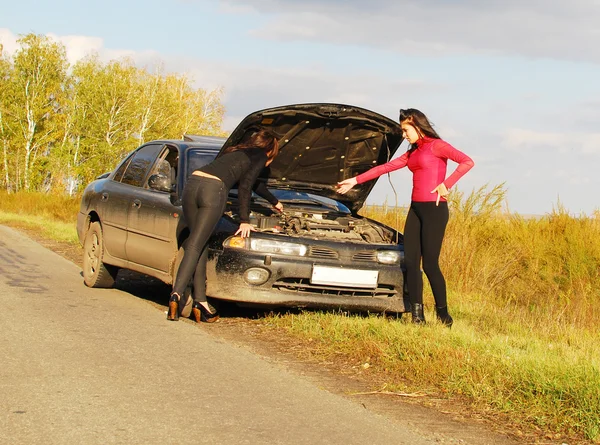 Zepsuty samochód — Zdjęcie stockowe