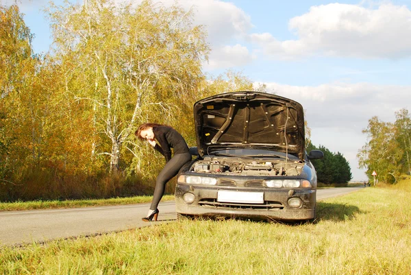 Zepsuty samochód — Zdjęcie stockowe