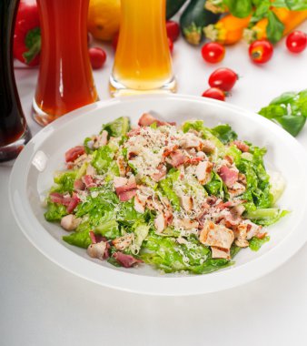 taze Sezar salatası