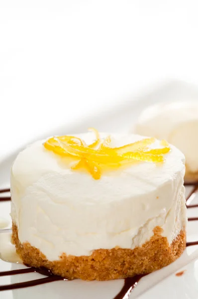 Lemon mousse served whith lemon peel on top — Stock Photo, Image