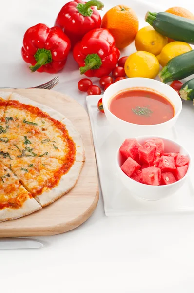 Italian original thin crust pizza — Stock Photo, Image