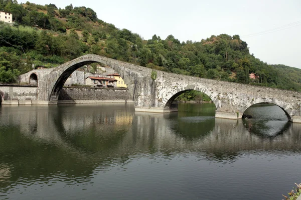 stock image Ponte della Maddalena across the Serchio. Tuscany. Bridge of the Devil