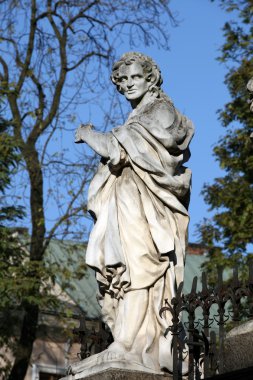 St. Peter Kilisesi ve St. Paul Kilisesi.