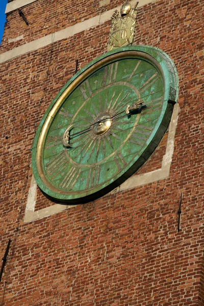 Krakow - clock face on the tower of the cathedral of Wawel — Stock Photo, Image