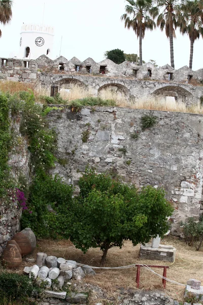 Fortaleza de los Caballeros de San Juan de Rodas en la isla de Cos, Grecia —  Fotos de Stock