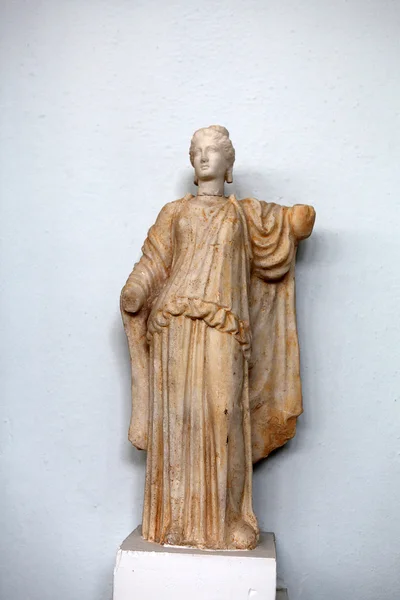 Antigua escultura en la ciudad de Kos. Dodecaneso, Grecia —  Fotos de Stock