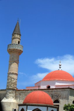 İstanköy kentinde Camii. Kos Adası, Oniki Ada.