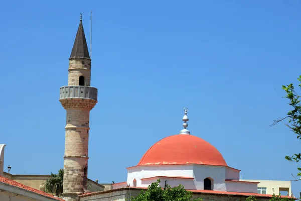 Moské i staden kos. ön Kos, Dodekanisos. — Stockfoto