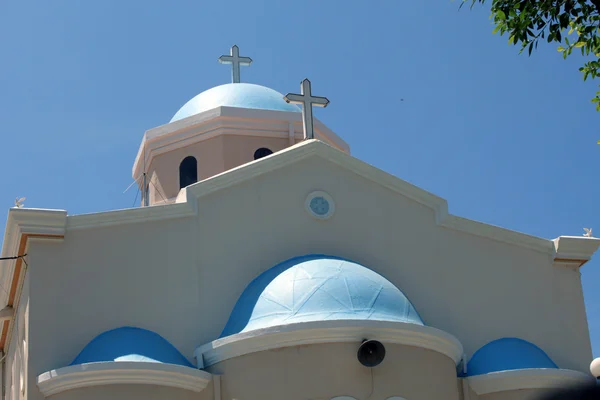 L'église d'Agia Paraskevi dans la ville de Kos — Photo