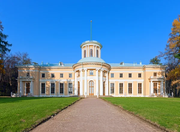 Museum-landgoed van arkhangelskoye. Grand palace. — Stockfoto