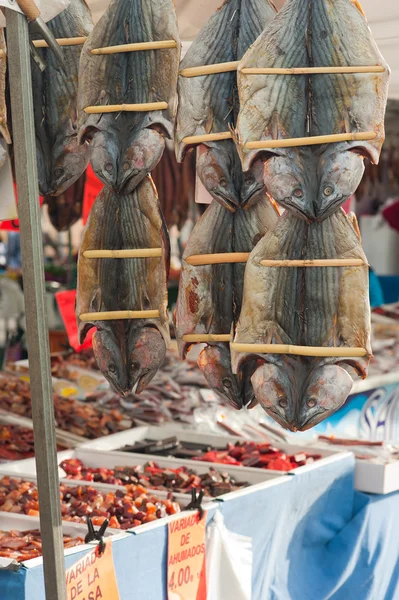 거리 시장에 생선 — 스톡 사진