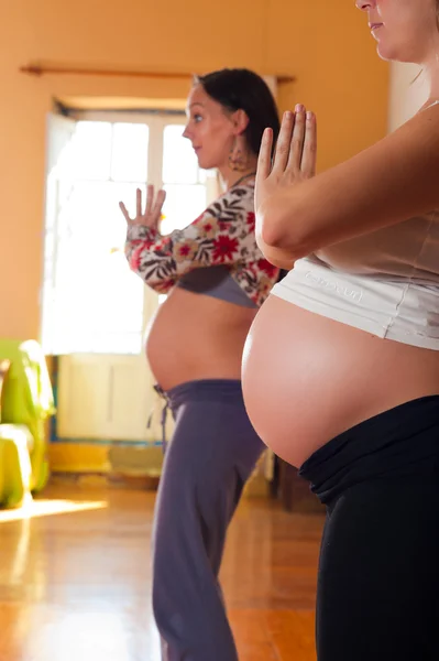 Yoga prenatal — Foto de Stock