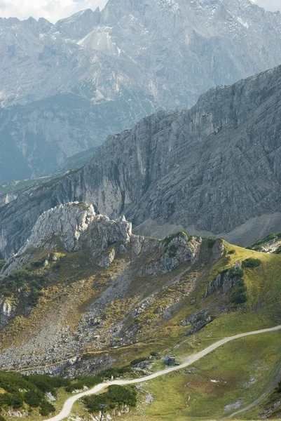 Trilha através dos Alpes — Fotografia de Stock