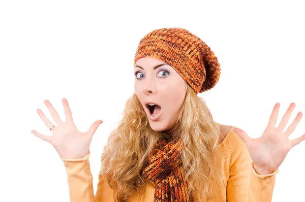 Удивлённая женщина в шляпе и шарфе — стоковое фото