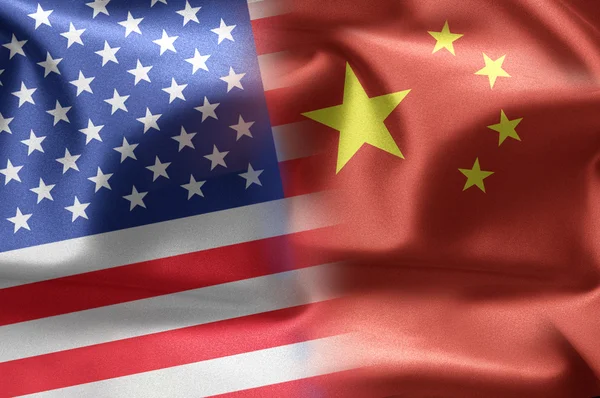 アメリカ合衆国と中国の国旗. ストック画像