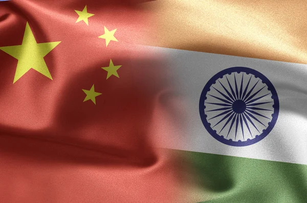 Kina och Indien flaggor — Stockfoto