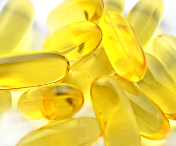 Yellow pills — Stock Photo, Image