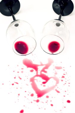 Romantic spilled wine clipart