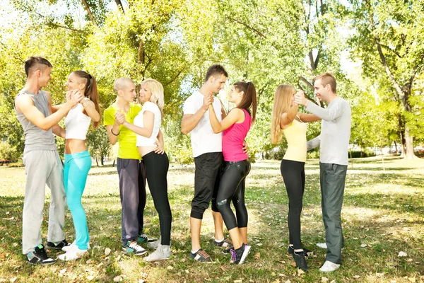 Group of dancers, outdoor — Stock Photo, Image