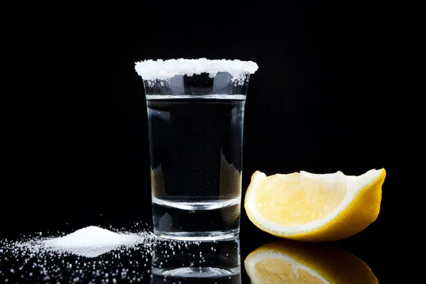 Tequila shot, with lemon and salt — Stock Photo, Image