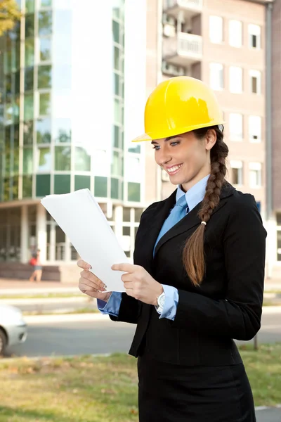 Young architect, outdoor — Stock Photo, Image