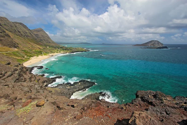 View of Rabbit Island and Makapu'u Beach Park in Hawaii — Stock Photo, Image