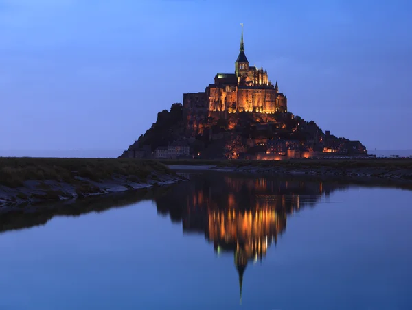 Noite em Saint Michel monastry — Fotografia de Stock