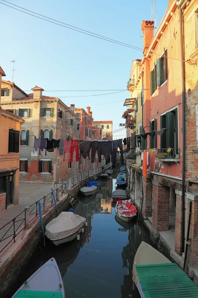 Venedik kanalına — Stok fotoğraf