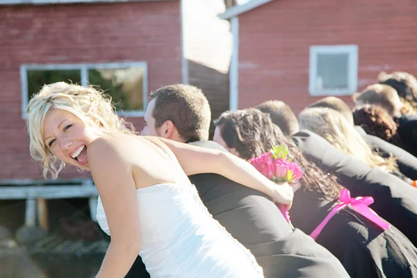 Bruiloft - bruid en bruidegom — Stockfoto