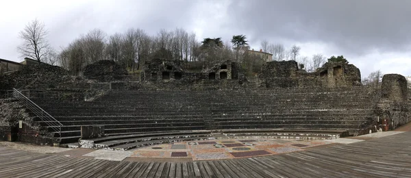 Panoramautsikt över en gammal romersk teater i lyon city — Stockfoto