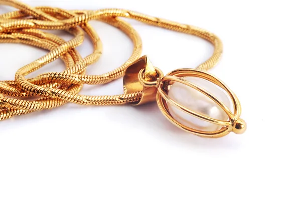Gold Halskette mit Perle — Stockfoto