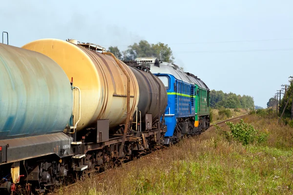 Güterdieselzug — Stockfoto
