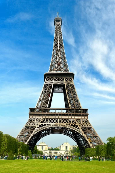 A bela Torre Eiffel — Fotografia de Stock