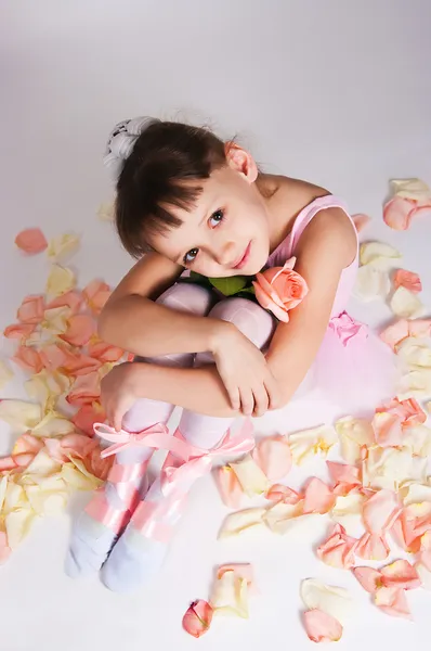 De moe kleine ballerina — Stockfoto