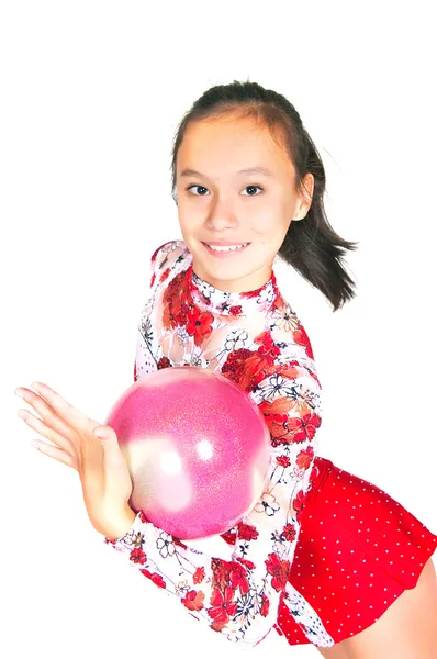 Hermosa chica asiática gimnasta con una pelota — Foto de Stock
