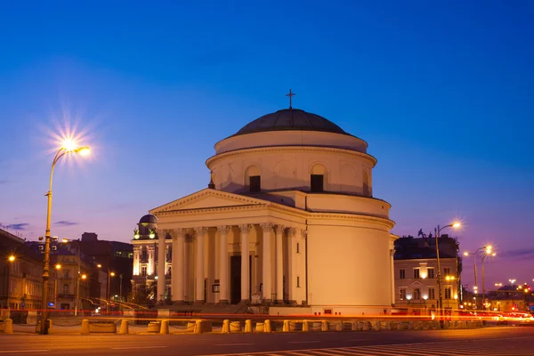Trois croix Plaza à Varsovie dans la soirée — Photo