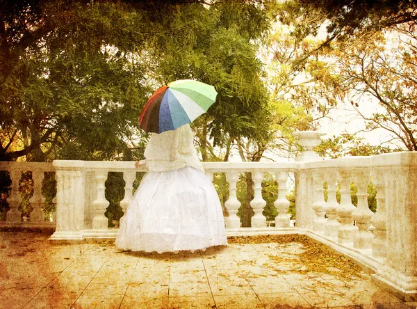 公園の美しい花嫁. — ストック写真