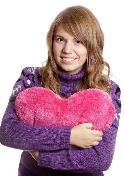 Menina loira com coração de brinquedo no dia de São Valentim . — Fotografia de Stock