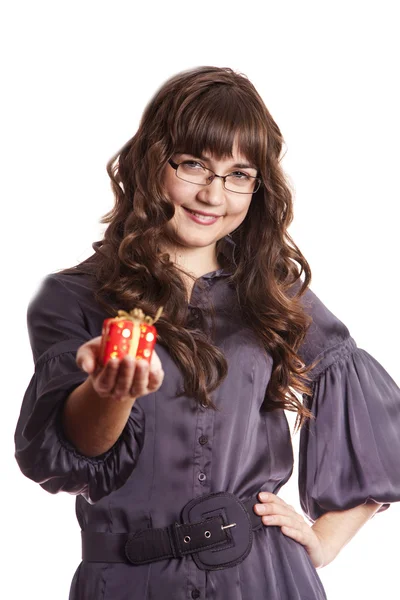 Bruna ragazza con mela in mano . — Foto Stock