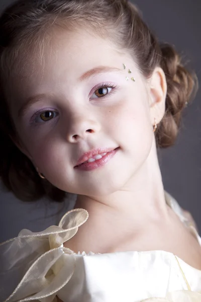 可愛い女の子の肖像画 — ストック写真