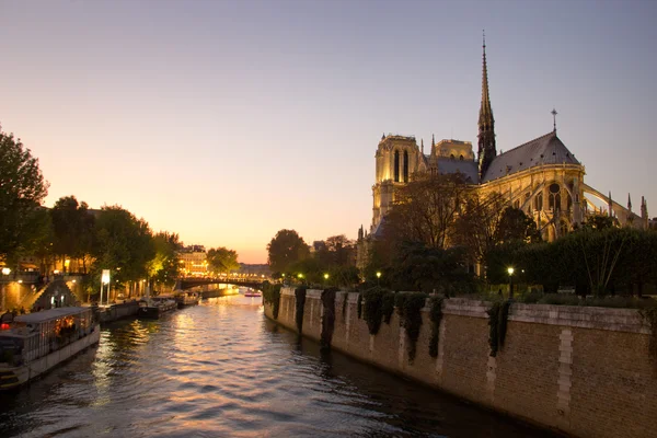 Notre dame de Paris - Fransa — Stok fotoğraf